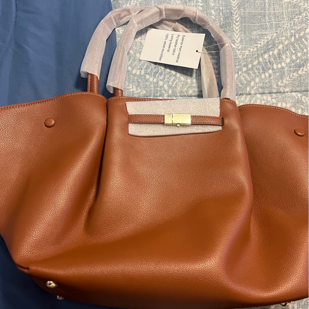 Purse - Picture 2 of 5